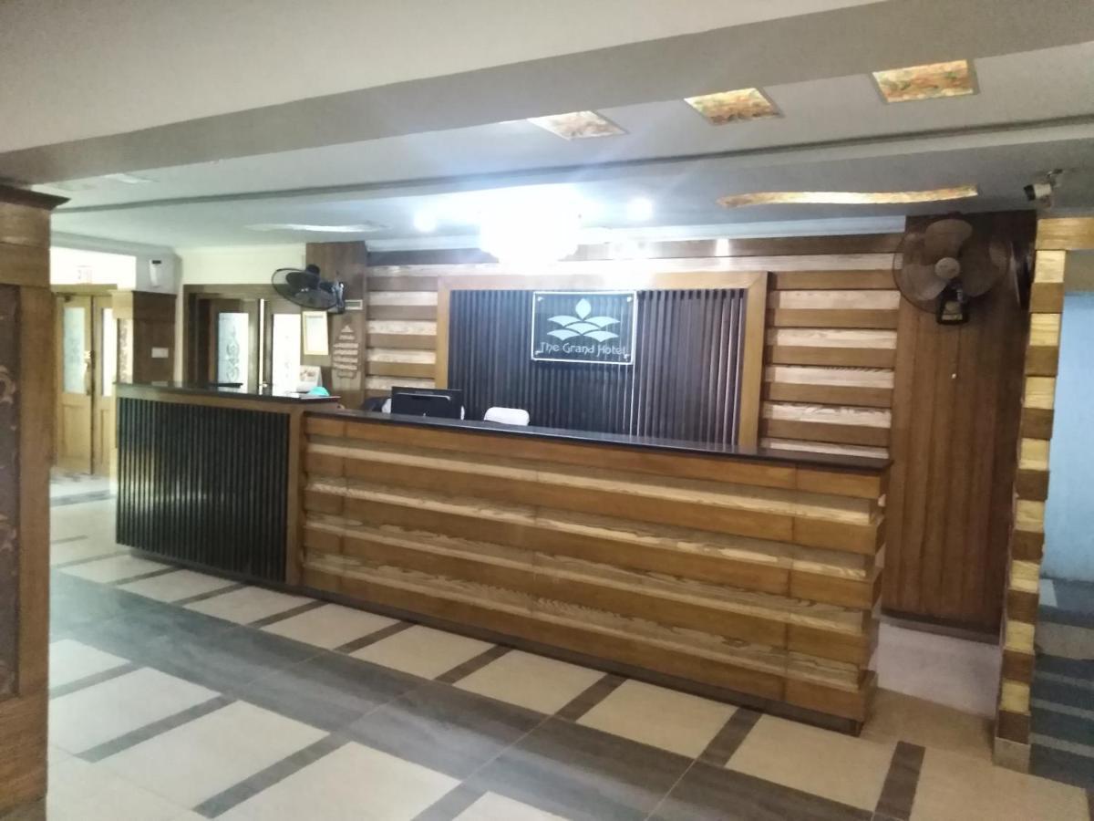 Hotel Мултан Екстер'єр фото